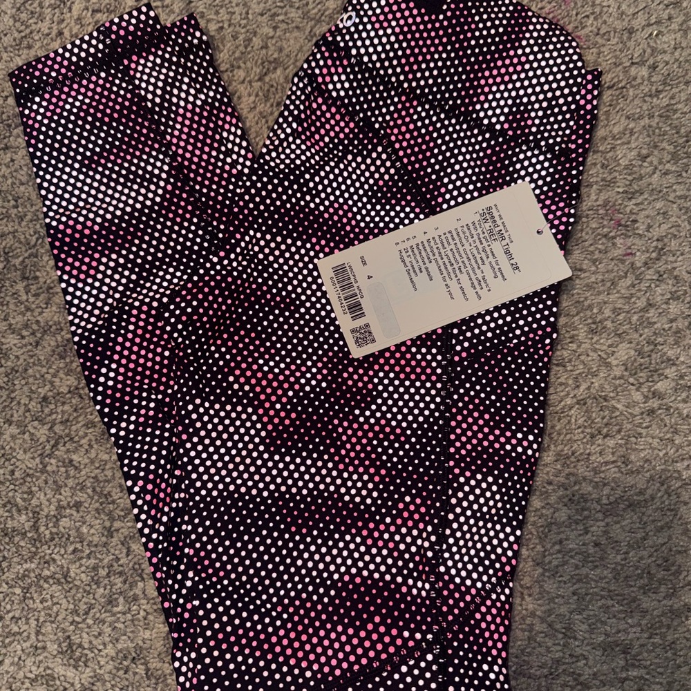 NWT lululemon speed wunder tight reflective 28” sz 4